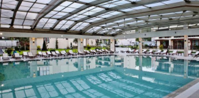 Long Beach Aparthotel